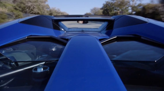 Миллионер на Lamborgini красиво поимел нежную подружку
